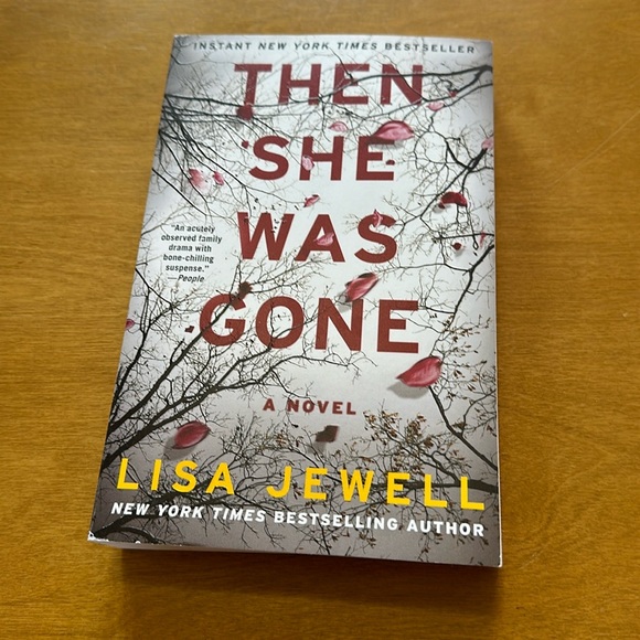 5/$25 “Then She Was Gone” softcover book by Lisa Jewell - Picture 1 of 3
